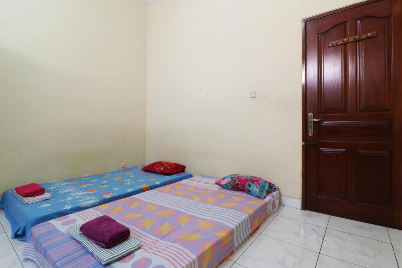 Backpack Syariah Cempaka Putih Barat Hostel Jakarta Bagian luar foto